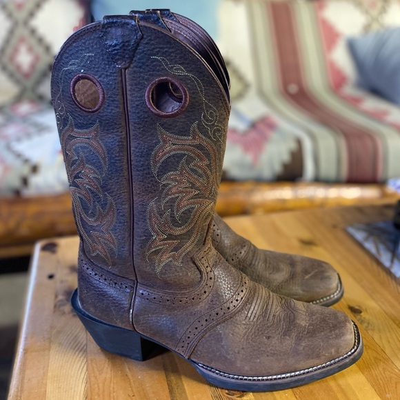 Justin Authentic Cowboy Boots - Picture 2 of 4